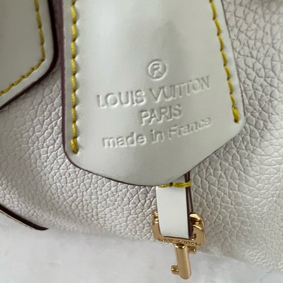 Authentic Louis Vuitton Suhali L’absolu De Voyage White Satchel - Picture 7 of 12